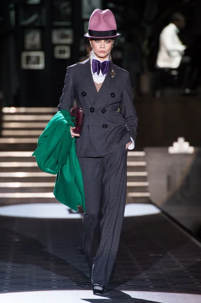 Look 2